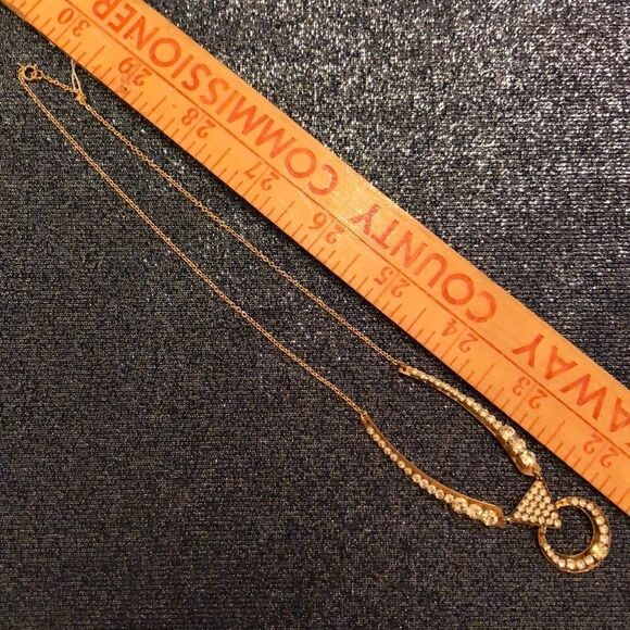 Sandy Hyun Cut Out Crystal Necklace Gold Tone - Picture 5 of 5